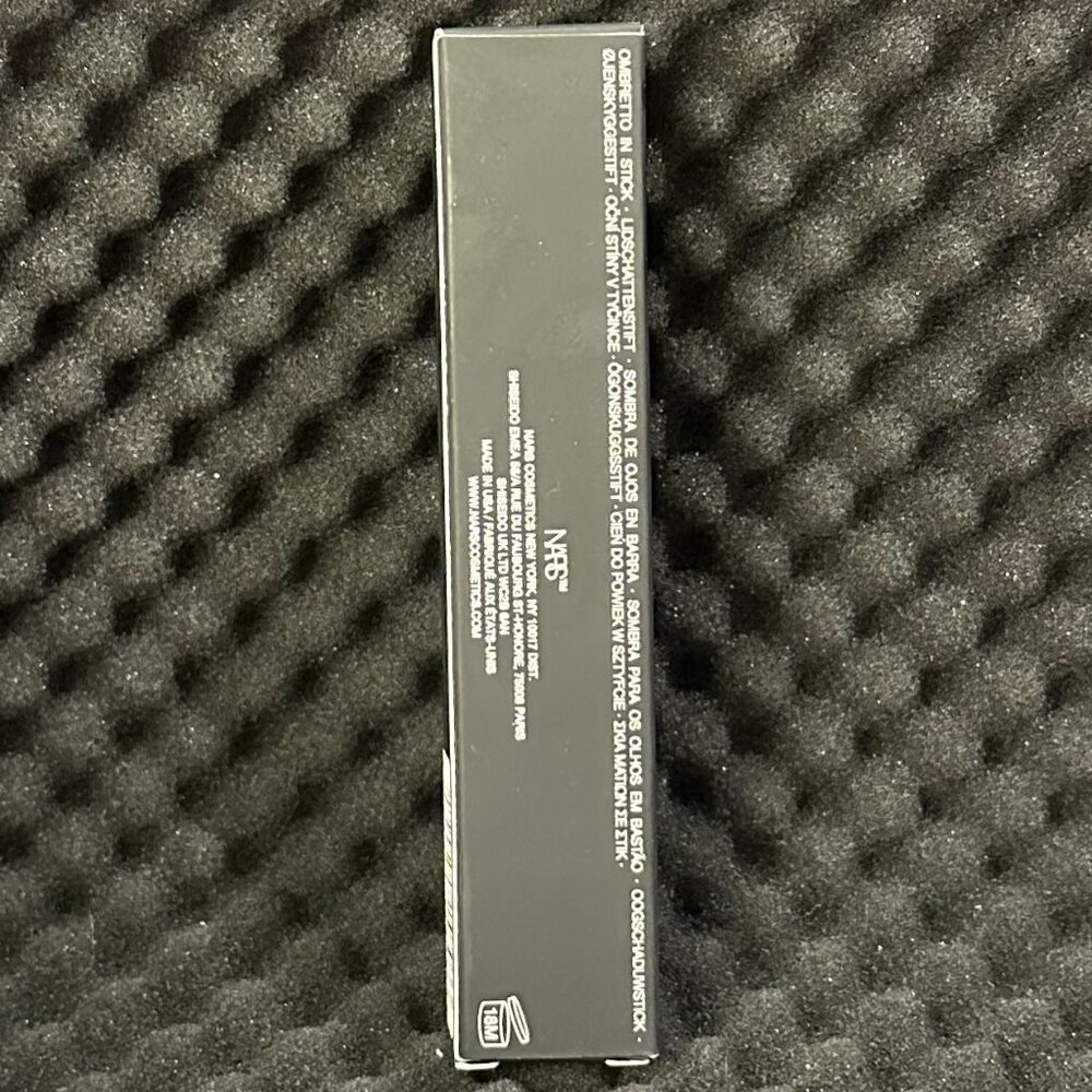NARS Total Seduction Eyeshadow Stick - Picture 6 of 11